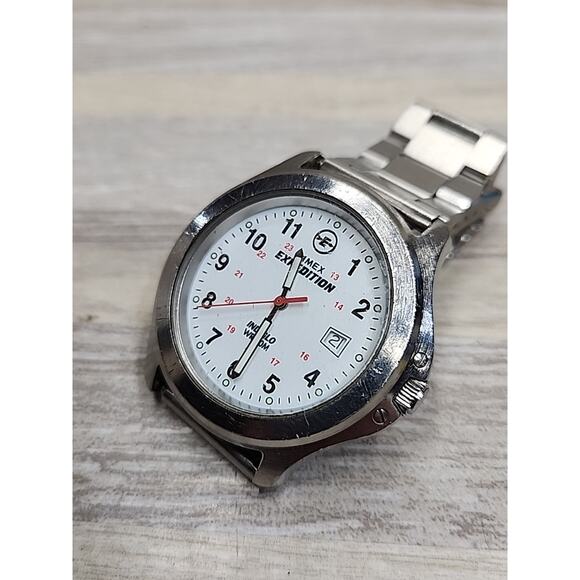 Timex Expedition Indiglo Quartz – Men's Field Watch, 50M WR, New Battery - Picture 3 of 6